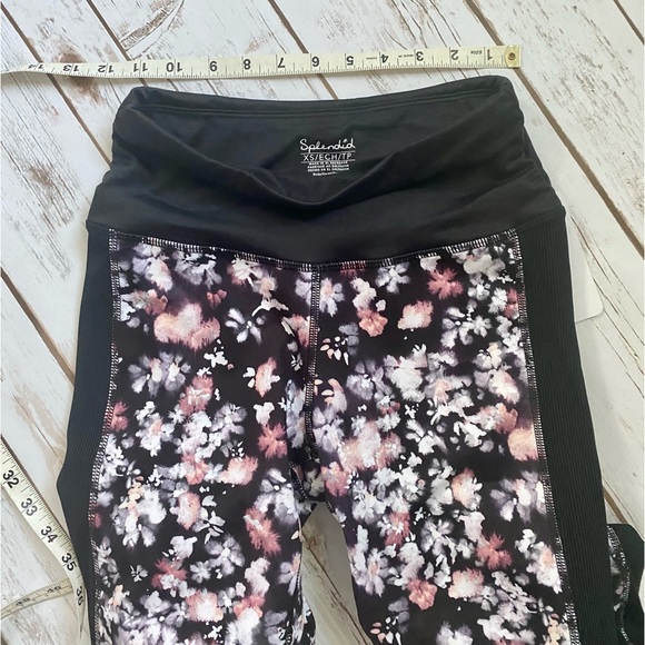 High Waisted Floral Leggings - Picture 9 of 13